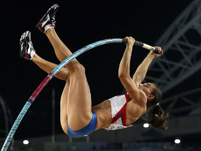 Queen’s return: Isinbayeva sets new world record