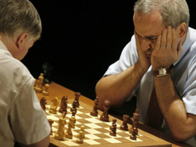 Kasparov beats Karpov in duel of chess legends