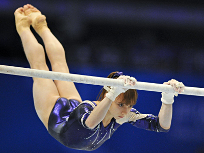 Komova wins first Russian gold at Gymnastics Worlds