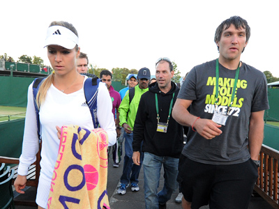 Ovechkin announces engagement to Kirilenko