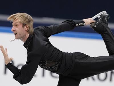 Pluschenko bags tenth domestic figure skating title (PHOTOS)