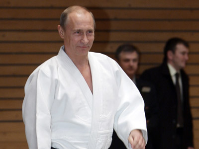 Putin promoted in judo hierarchy