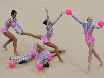 Flawless on the floor: Russia grabs more rhythmic gymnastic gold