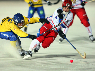 Russia beat defending champs Sweden at Bandy Worlds