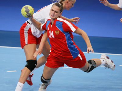 Russia grab world handball crown