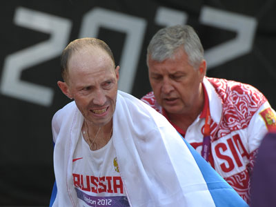 Kirdyapkin walks to Olympic record