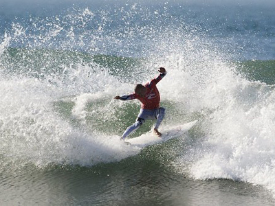 Slater proves his ‘living legend’ status