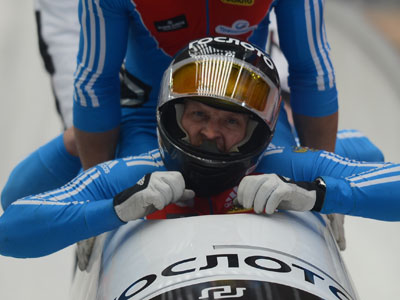 Zubkov defends four-man bobsled world cup title in Sochi