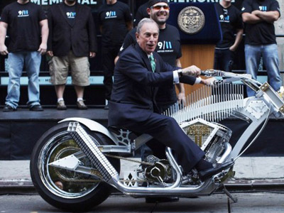 New York's Mayor Bloomberg can shoot down airplanes