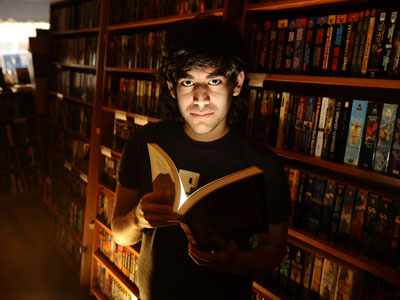 Anonymous hacks MIT in honor of info activist Aaron Swartz