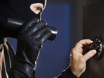 Man robs bank so he can receive health care