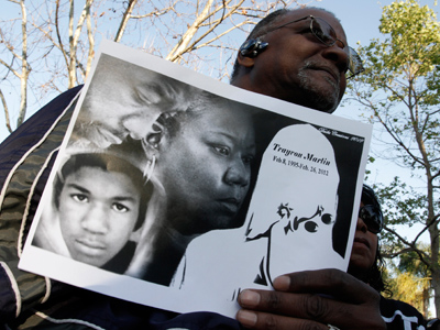 Thousands protest black teenager's murder (PHOTOS)