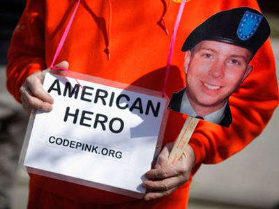 Bradley Manning to get showers and TV