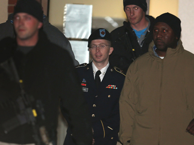 Bradley Manning harsh detention ‘senseless’ – military shrink