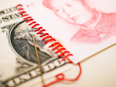China begs the US to save the dollar