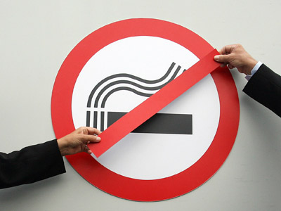 Californian city extends smoking ban to include apartments