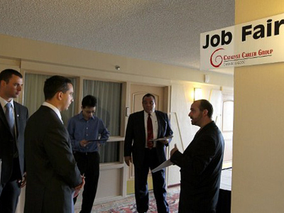 Americans continue to file for unemployment in alarming numbers
