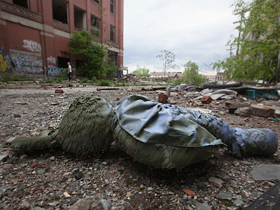 Abandoned Motor City is turning into a dump - literally