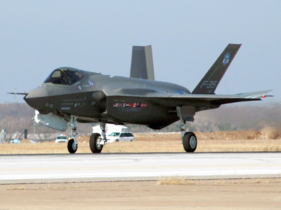 F-35 pilots left blind