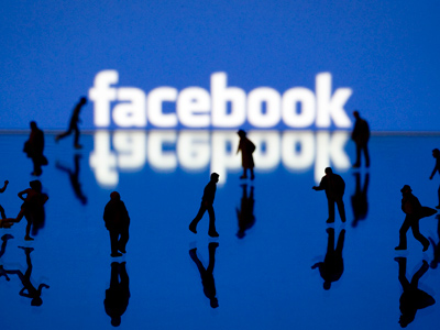 Facebook blocks users' say over privacy rules