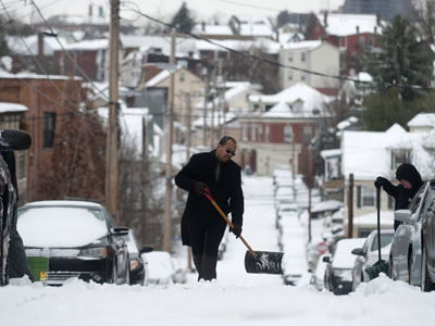 Snowstorm leaves fifteen dead in the US