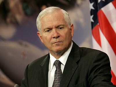 Gates in Afghanistan, says US must stay longer