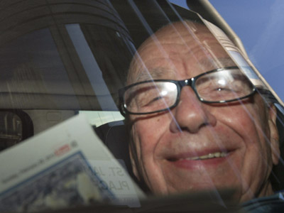 Murdoch hacking scandal moves to US