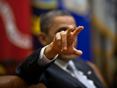 Hawaii senator alleges Obama hiding true father