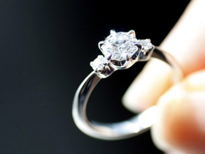 Homeless man returns diamond ring dropped into his change cup