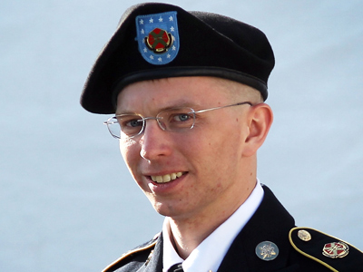 Manning judge orders prosecutors to explain alleged evidence cover-up