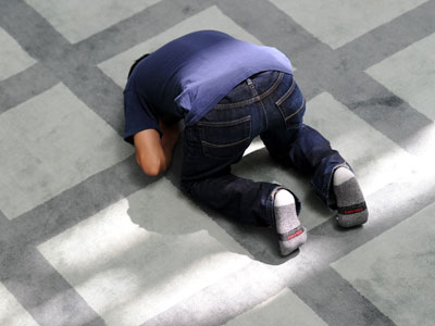 US high school allows Muslims time for prayer if they earn good grades