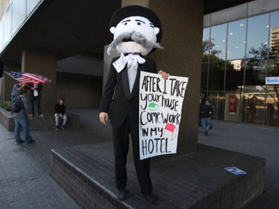 The One Percent whines: 'no one loves us'