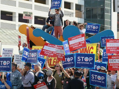 Oil executive threatens Obama over Keystone XL