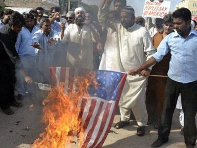 Pakistan threatens to break up with America