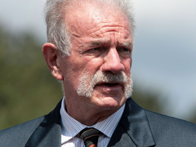 Koran-burning pastor Terry Jones barred from Canada