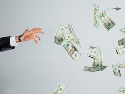 Pentagon future-tech chief pocketing funds