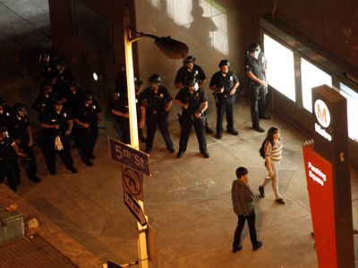 LAPD clashes with Occupy protesters at Art Walk, 19 arrested (PHOTOS)