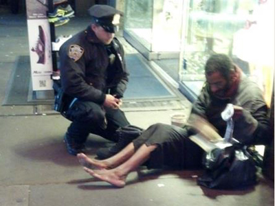Copping it sweet: NYPD officer’s ‘random act of kindness’ makes web impact