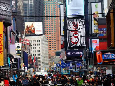 Police tighten security in Times Square considering it possible terrorist target