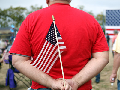 Caught in the middle: Record number of Americans scorn both Dems and the GOP