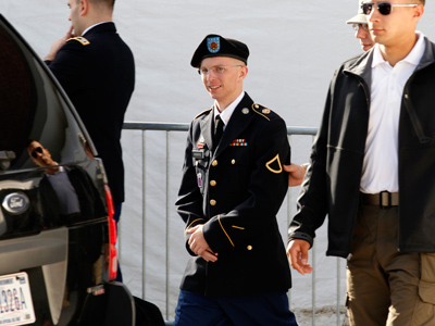 Prosecutors hid reports that clear Manning? Judge orders release of new documents in WikiLeaks suspect's case