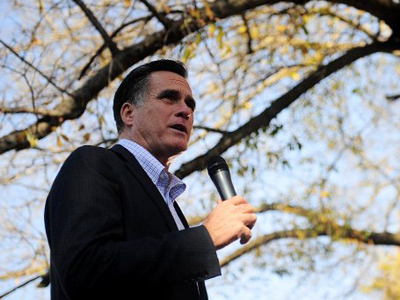 Republican presidential hopeful Mitt Romney holds a campaign rally at Wofford College in Spartanburg, South Carolina, on January 18, 2012 (AFP Photo / Emmanuel Dunand)