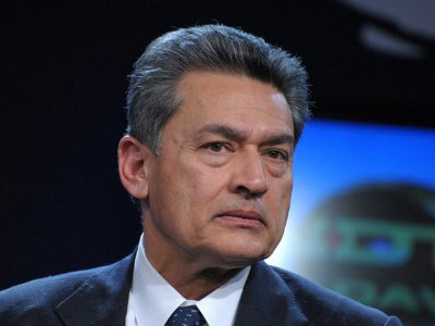 Former Goldman Sachs exec surrenders to FBI