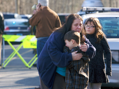 Connecticut elementary school shooting: LIVE UPDATES (PHOTOS)