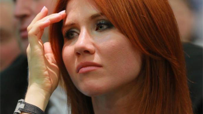 Did Russia S Sexy Spy Anna Chapman Seduce An Obama Official — Rt America