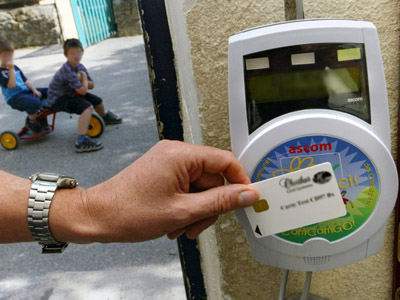Texas schools punish students who refuse to be tracked with microchips