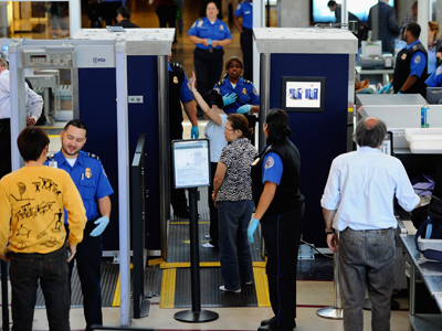 TSA agent: 'We laugh at your nude images, dear passengers'