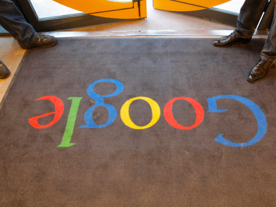 Twitter fights Google over "bad" search technology