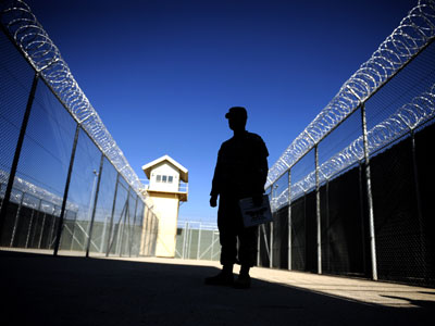 US detained hundreds of Afghan teenagers
