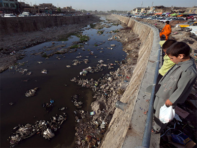 US wastes $34 billion in Iraq and Afghanistan